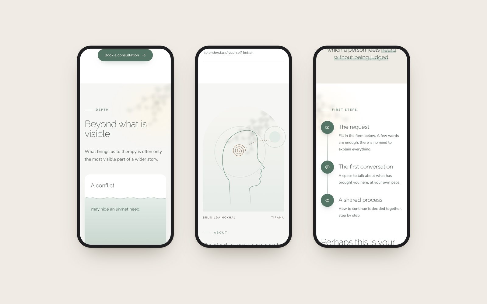 Three phone screens: the four cards, the about section and the first steps
